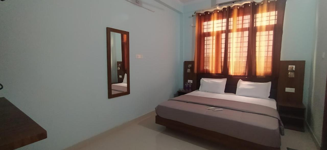 Hotel Comfort Inn Homestay Dehradun Exterior photo