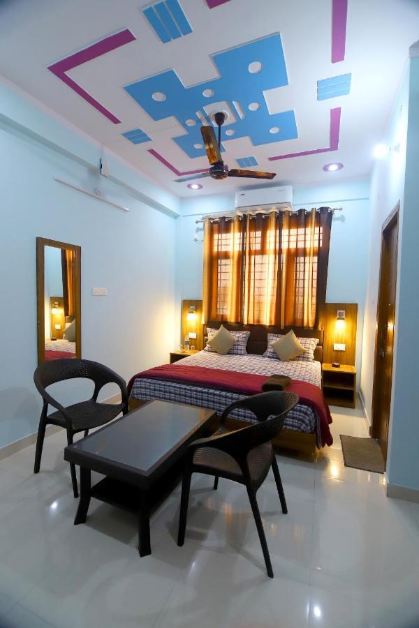 Hotel Comfort Inn Homestay Dehradun Exterior photo