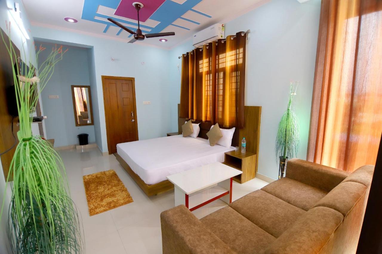 Hotel Comfort Inn Homestay Dehradun Exterior photo